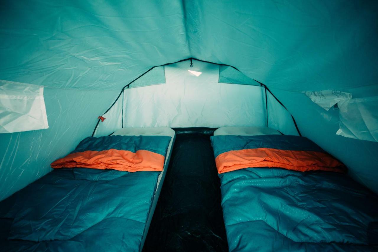 The Esn Kingsday Campsite Амстердам Экстерьер фото